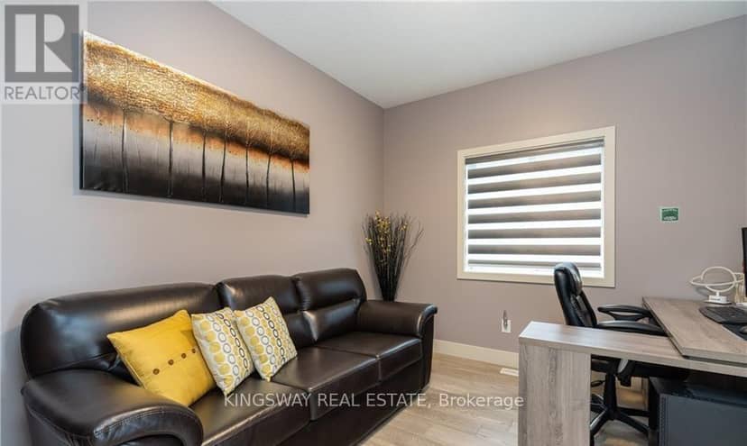 2255 Constance Avenue — photo 4 of 29
