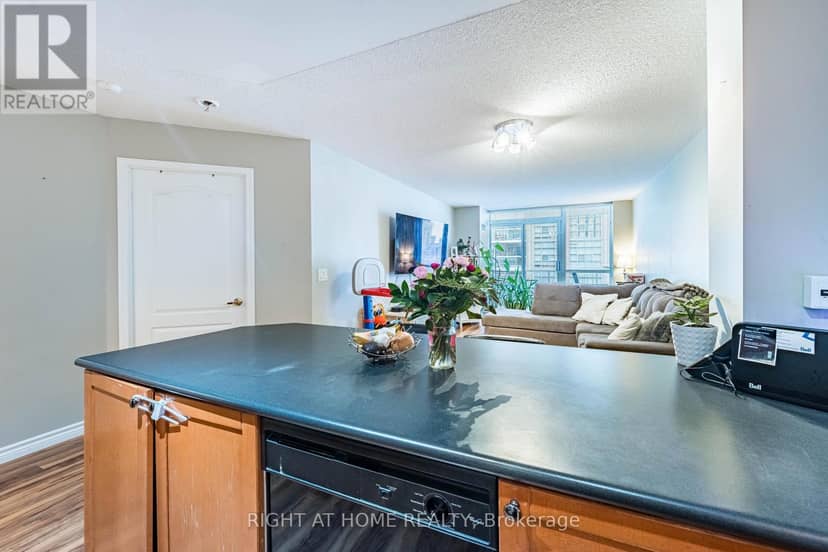 602 - 18 Stafford Street — photo 19 of 40