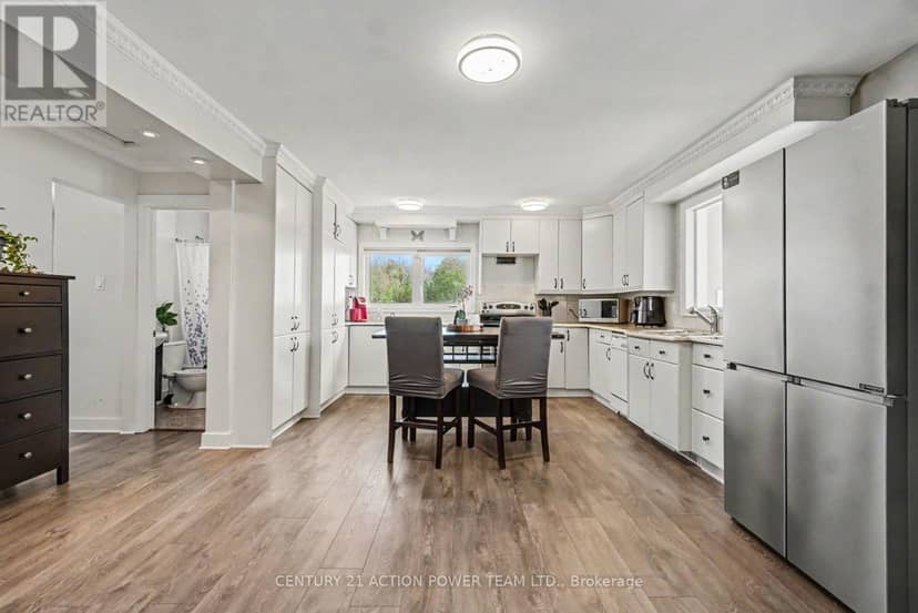 2147 Mer Bleue Road — photo 10 of 36