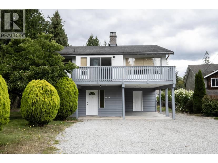 1214 CAROLE PLACE, Gibsons