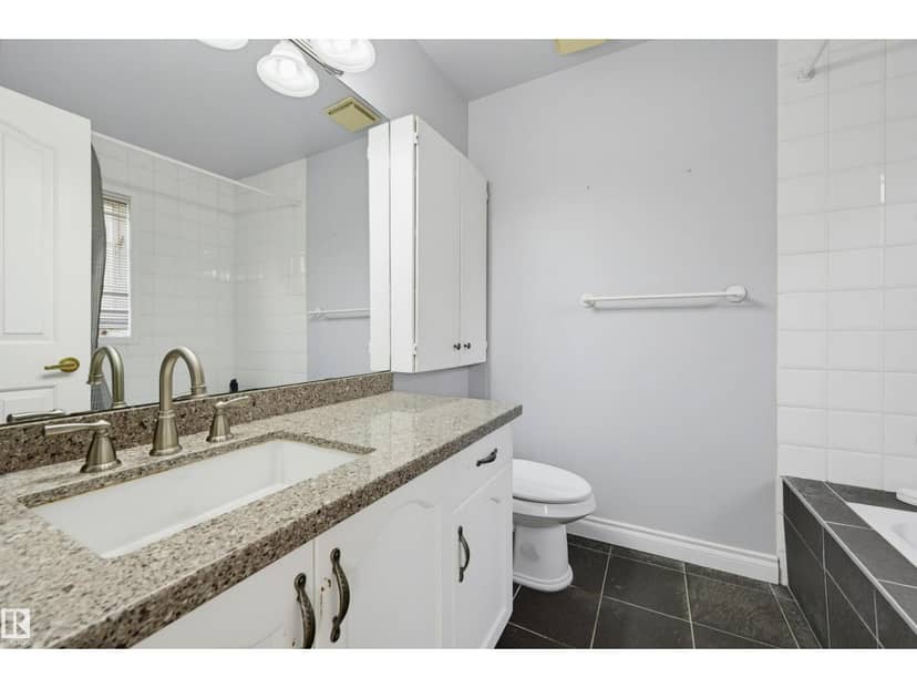 11107 98 AV NW — photo 18 of 40