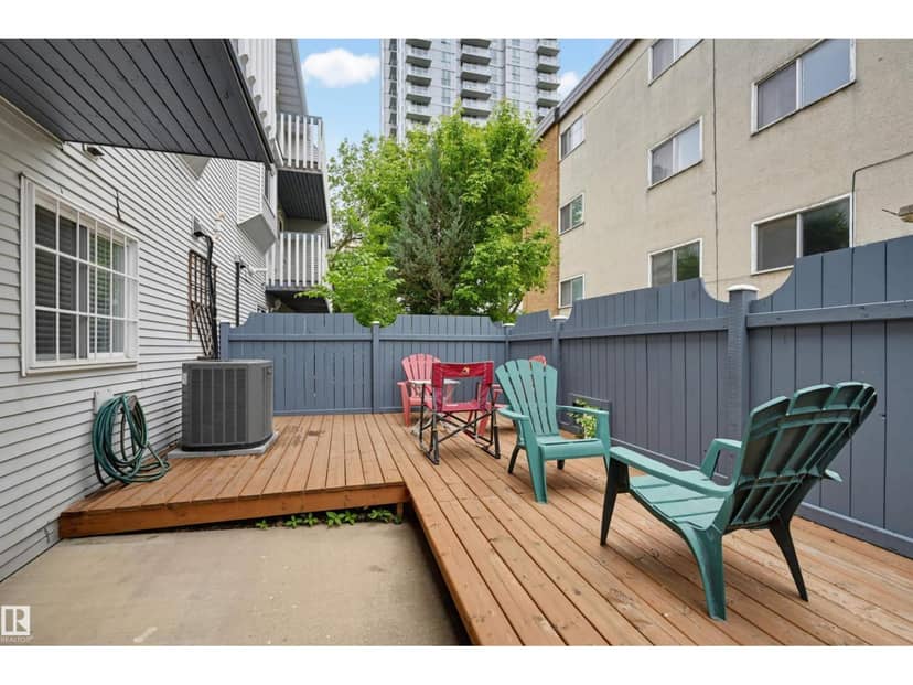 11107 98 AV NW — photo 38 of 40