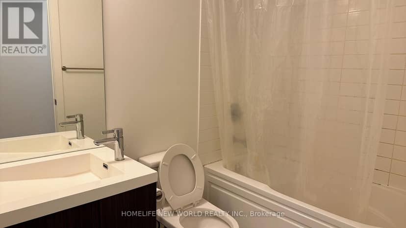 402 - 30 Nelson Street — photo 16 of 17