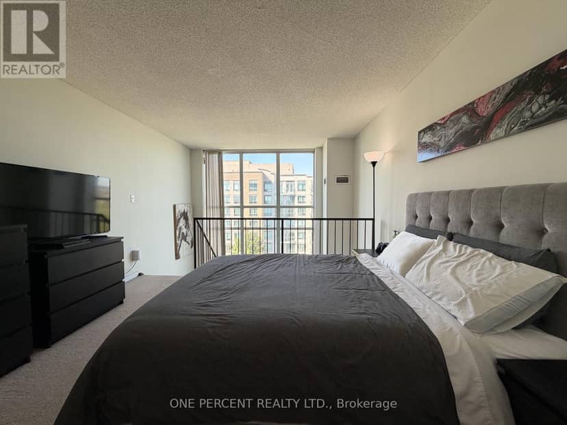 607 - 3 Ellesmere Street — photo 26 of 26