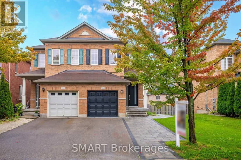 3367 Stoney Crescent — photo 1 of 40