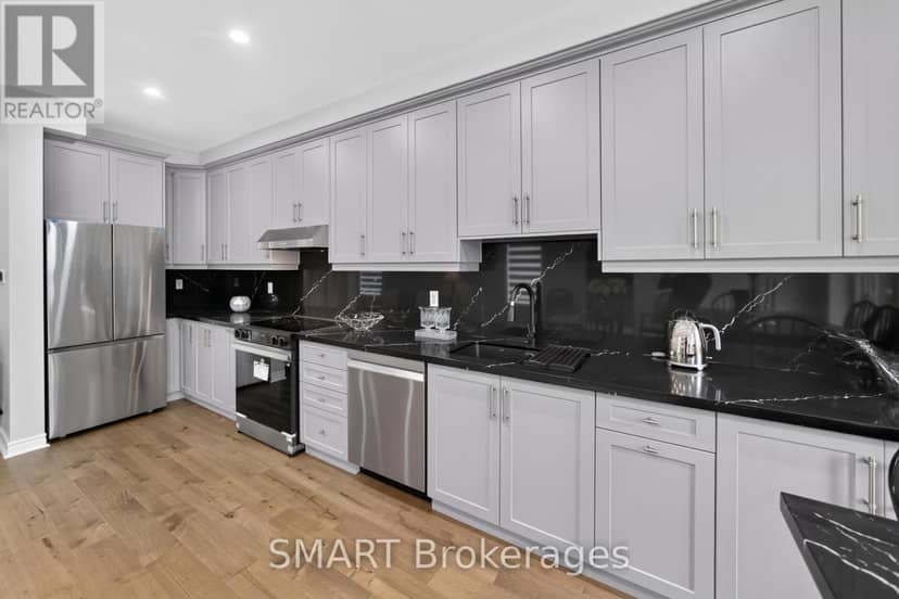 3367 Stoney Crescent — photo 15 of 40