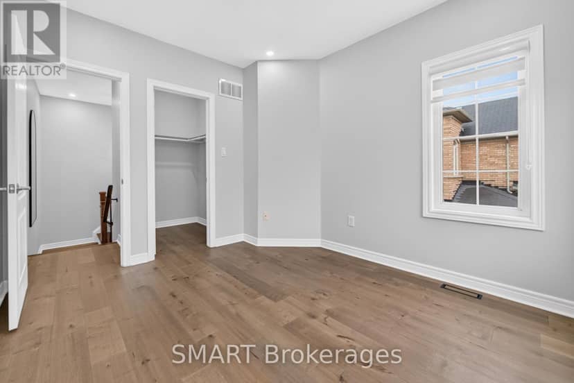 3367 Stoney Crescent — photo 19 of 40