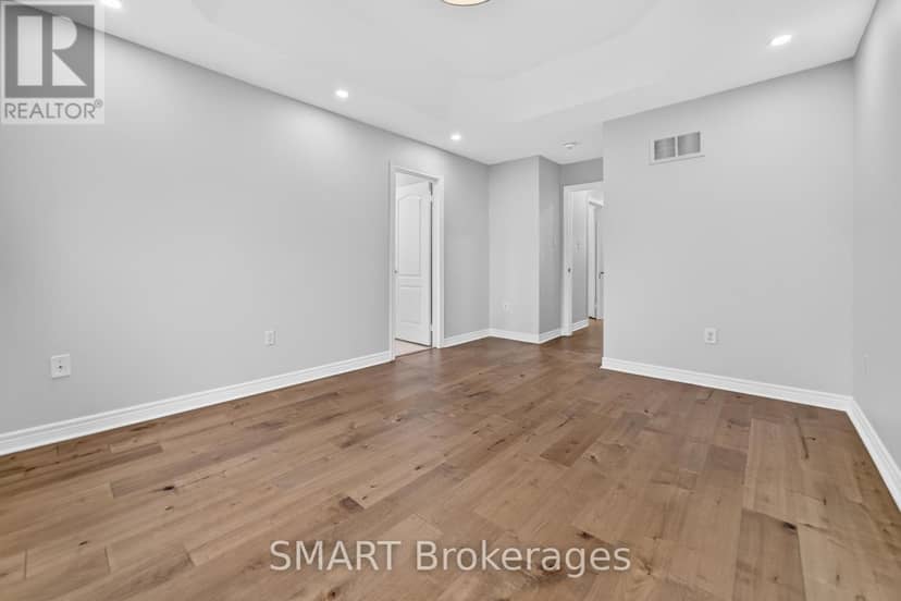 3367 Stoney Crescent — photo 32 of 40