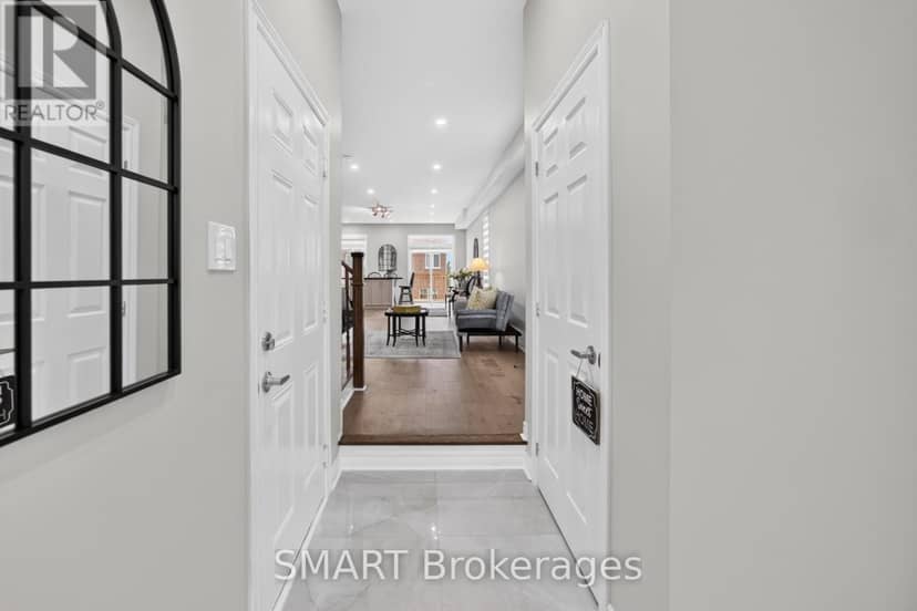 3367 Stoney Crescent — photo 6 of 40