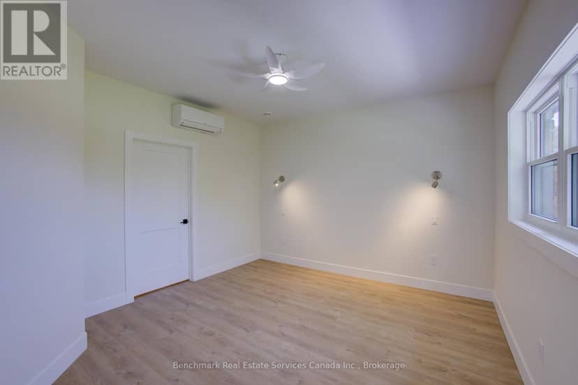 41 - 1182 Queen Street — photo 25 of 40