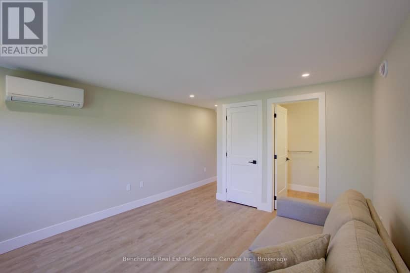 41 - 1182 Queen Street — photo 32 of 40