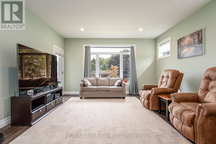 172 Hooper Street — photo 18 of 36