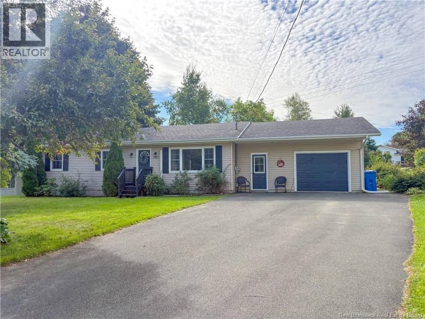 102 Kelly Court, Woodstock