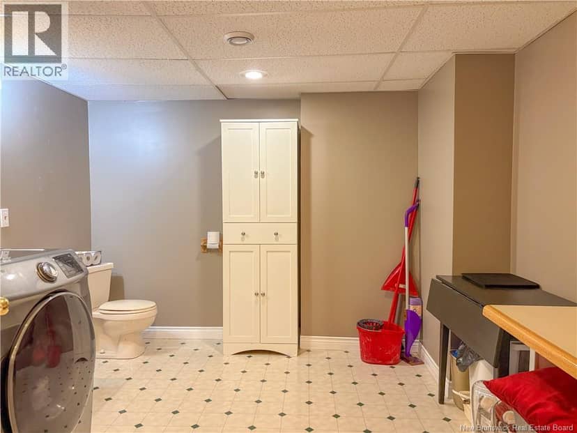 102 Kelly Court — photo 37 of 40