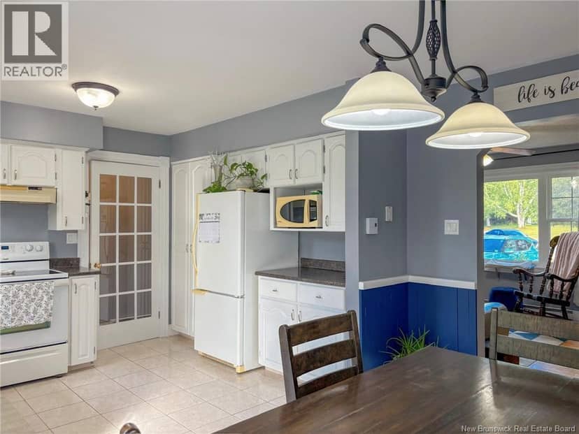 102 Kelly Court, Woodstock, photo 6