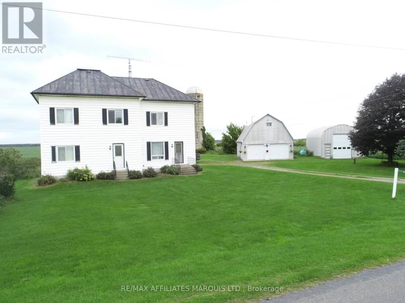 16767 Eighth Road, North Stormont