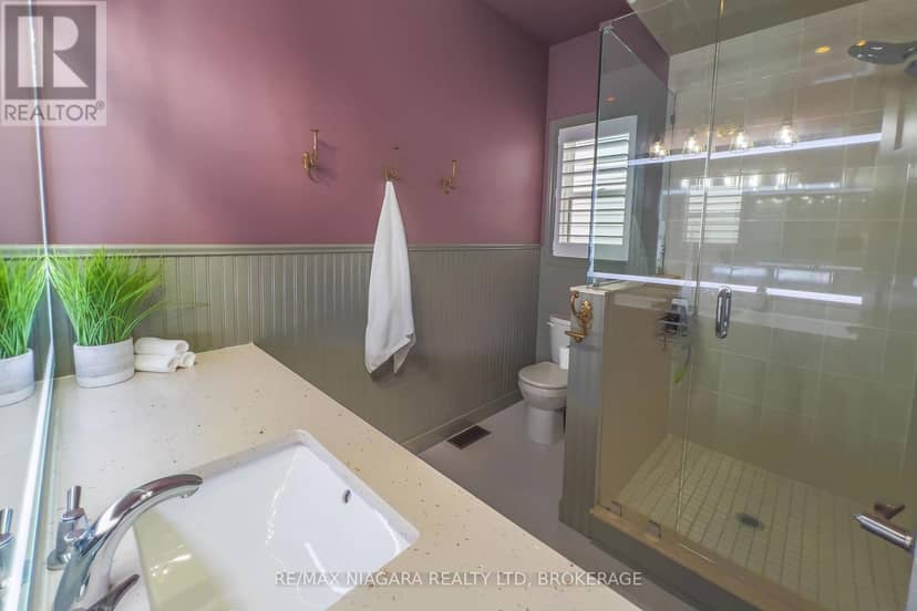 436 Ridgeway Road — photo 17 of 32
