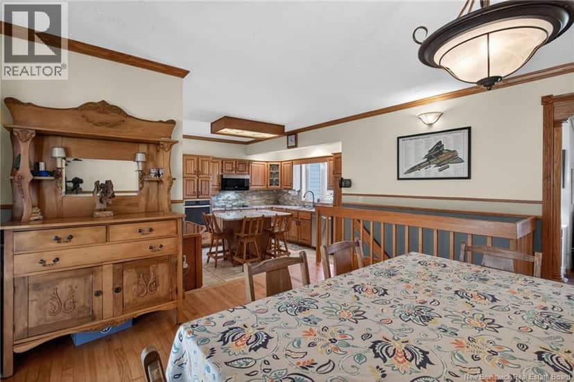 915 Dawson — photo 24 of 40