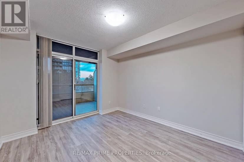 310 - 89 Skymark Drive — photo 20 of 36