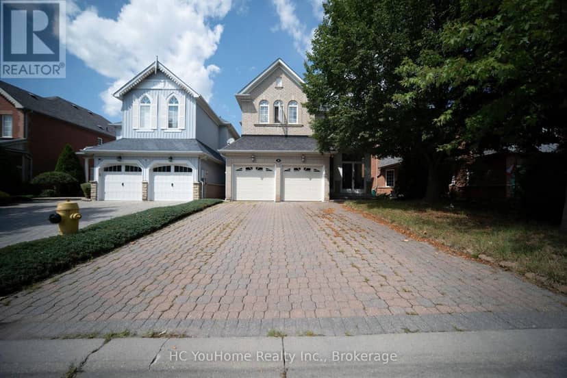 8 Briar Path Lane, Markham