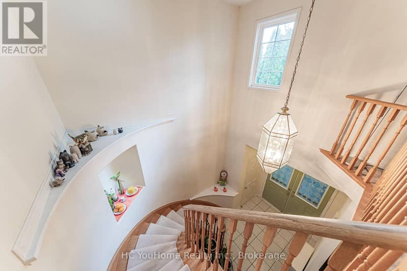 8 Briar Path Lane — photo 18 of 36