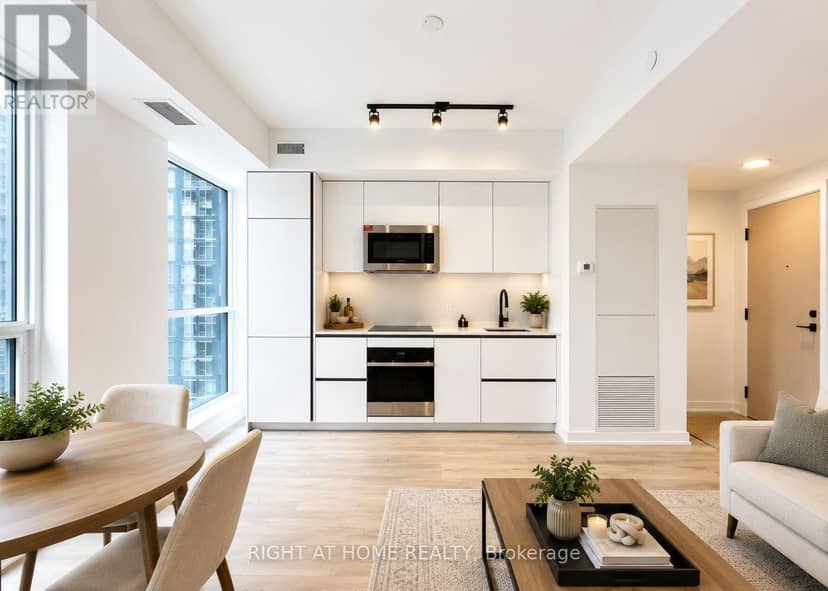2301 - 327 King Street — photo 7 of 22