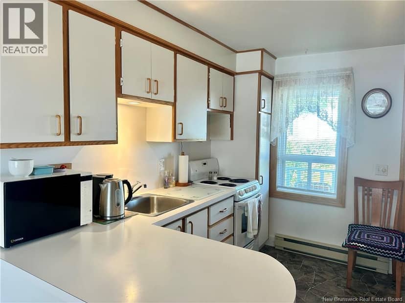 76 St-Jean-Batiste Street — photo 18 of 38