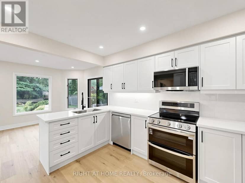 2920 Kingsway Drive — photo 21 of 40