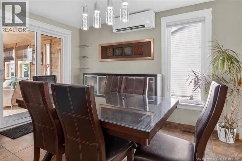 287 Maplehurst Drive — photo 14 of 34