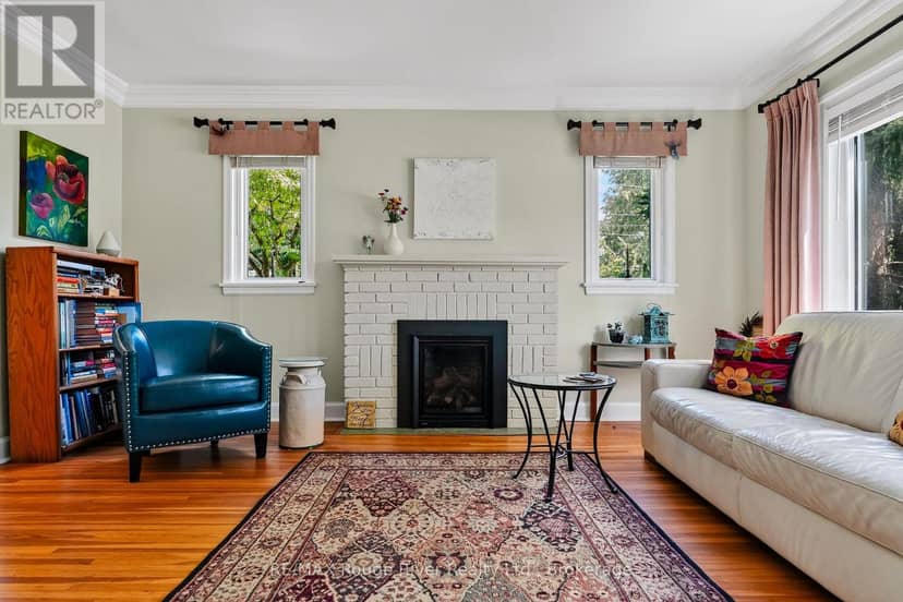 208 Albert Street — photo 8 of 40