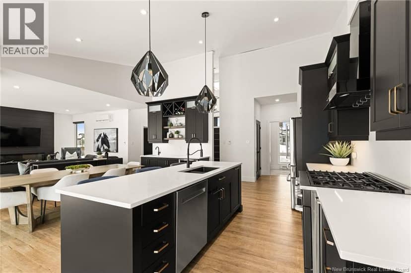 42 Kervin — photo 13 of 40
