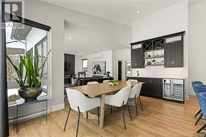 42 Kervin — photo 16 of 40