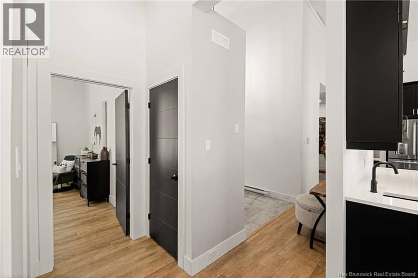 42 Kervin — photo 24 of 40