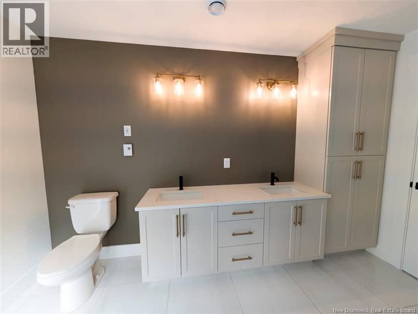 193 Rachel Street — photo 17 of 19