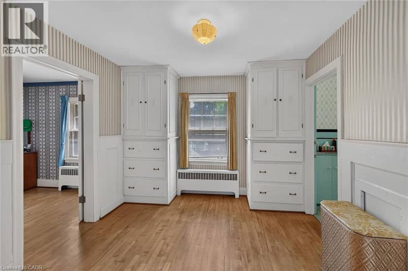 48 GARNER Road W — photo 22 of 40