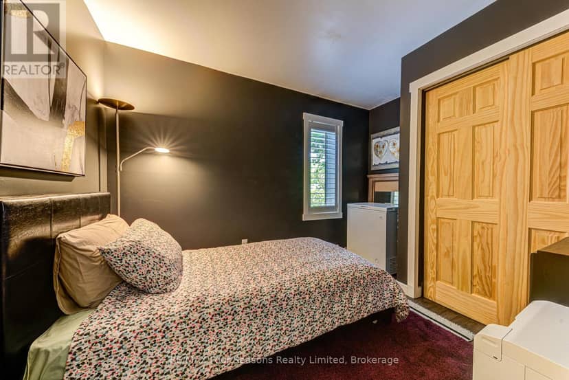 471 Oxbow Crescent — photo 5 of 31