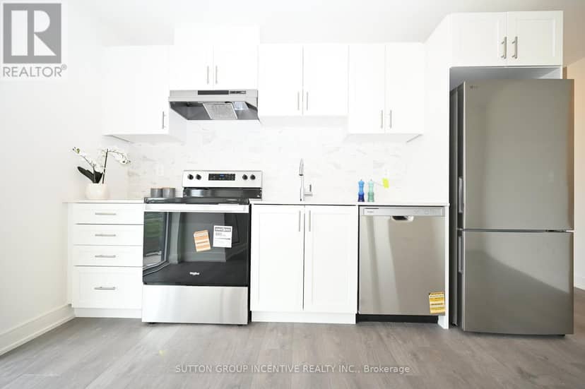 A803 - 705 Davis Drive, Newmarket, photo 8