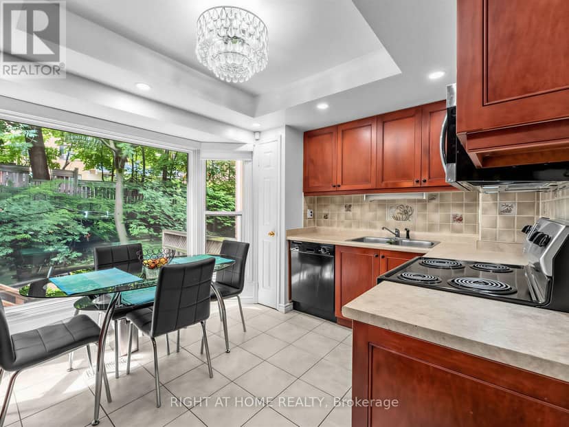 25 Tamarack Circle — photo 12 of 33