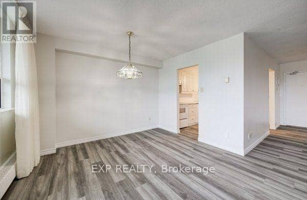 412 - 65 Westmount Road N — photo 8 of 32