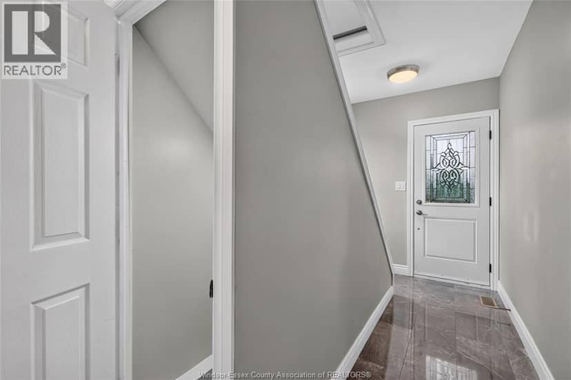2278 Cadillac — photo 18 of 40