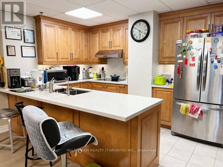 16 - 5800 Sheppard Avenue E — photo 15 of 33