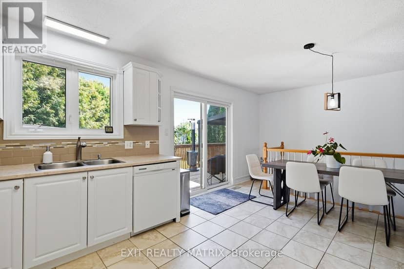 2807 Leonard Street — photo 16 of 38