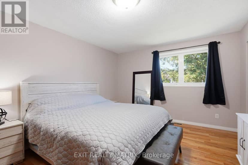 2807 Leonard Street — photo 17 of 38