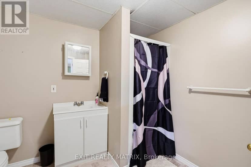 2807 Leonard Street — photo 26 of 38