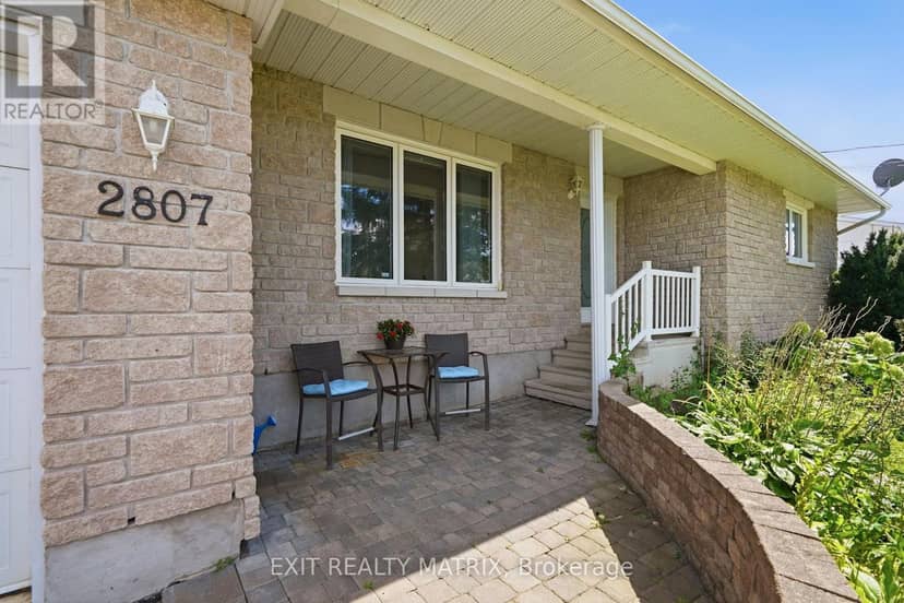 2807 Leonard Street — photo 4 of 38