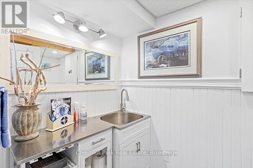 127 Pine Tree Harbour Road — photo 31 of 40