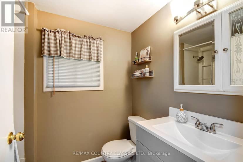 1055 Burleigh Road — photo 19 of 40