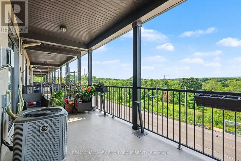 7 - 10 Prestige Circle — photo 21 of 23