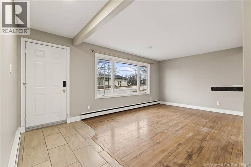 217 Canterbury Avenue — photo 2 of 40
