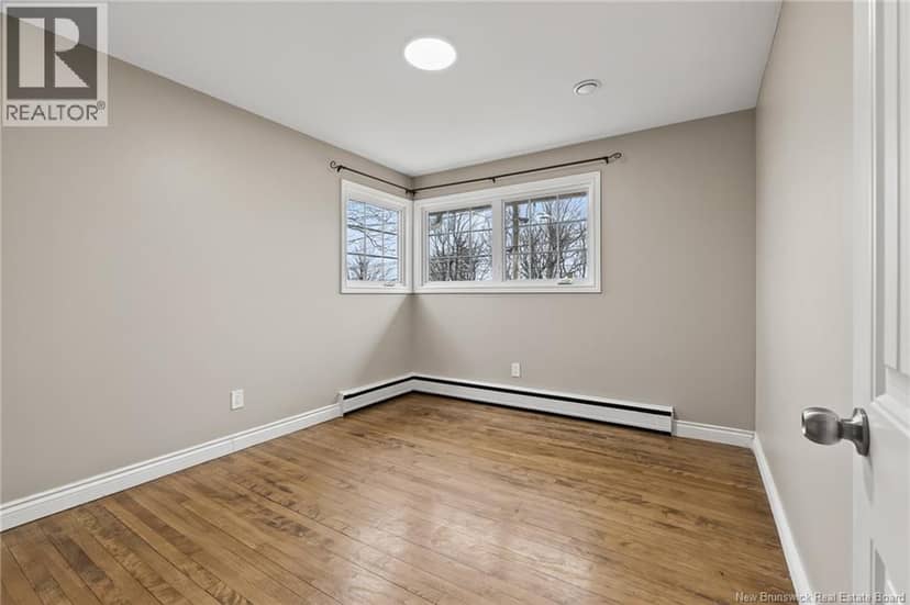 217 Canterbury Avenue — photo 21 of 40